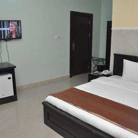 Grand Capital Hotel Akure Exterior photo