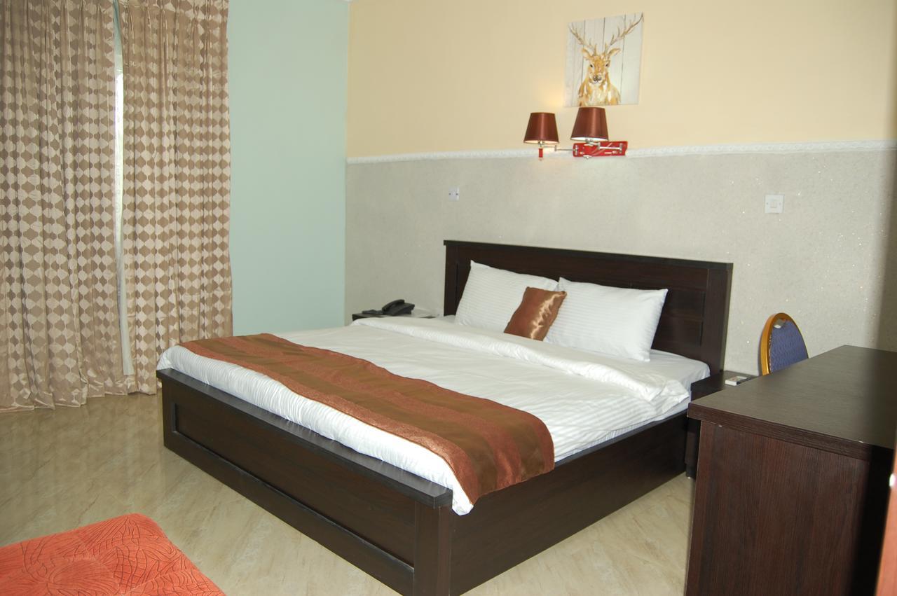 Grand Capital Hotel Akure Exterior photo